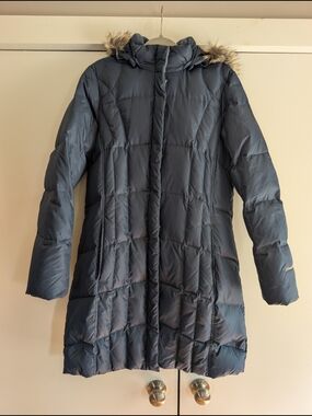 Eddie Bauer Dark Teal/Navy Long Quilted Puffer Coat with Faux Fur Trim